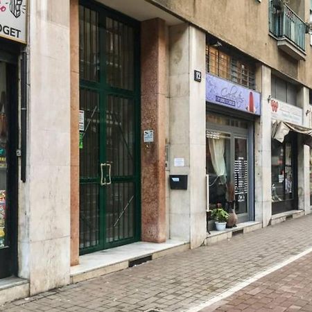 Loreto & Stazione Centrale Cozy Apartment มิลาน ภายนอก รูปภาพ