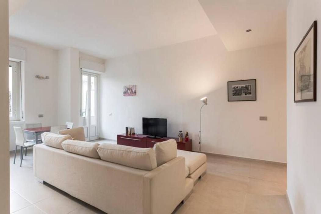 Loreto & Stazione Centrale Cozy Apartment มิลาน ภายนอก รูปภาพ