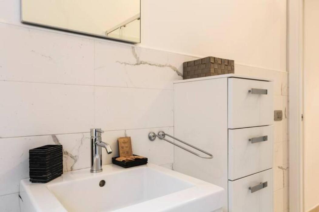 Loreto & Stazione Centrale Cozy Apartment มิลาน ภายนอก รูปภาพ